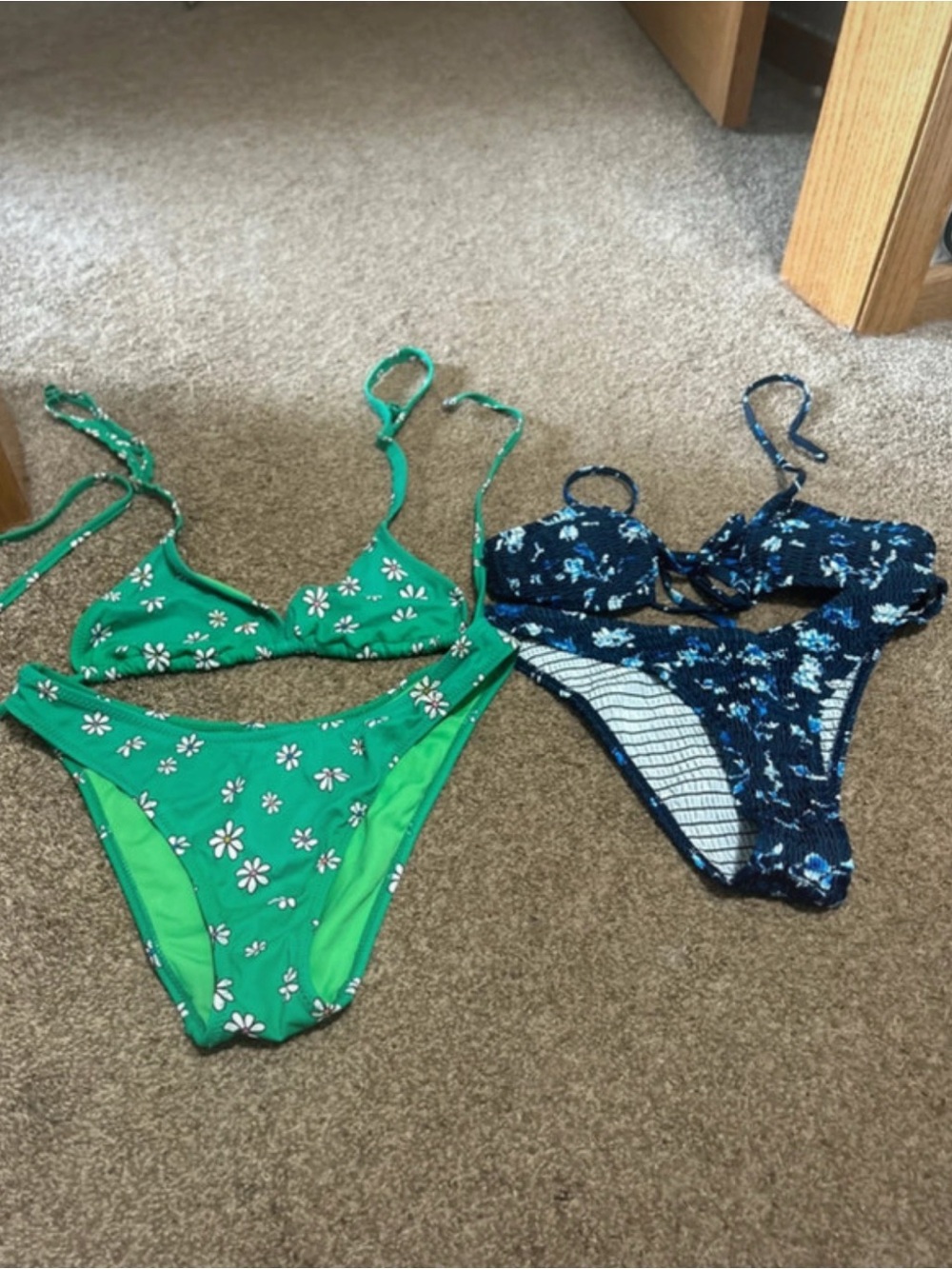 Ladies/Women’s Bikinis Swimsuit Size M